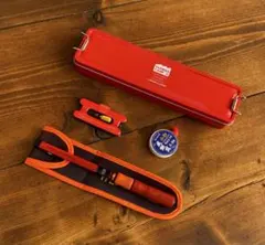 Item thumbnail for item 353d310a-1120-4352-8e8d-c625b8fb7be2