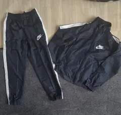 Nike ネイビー シャカシャカ セットアップ 140cm