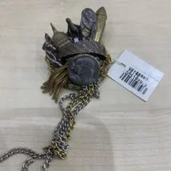 MAXIM ヴィンテージ 立体ブローチ カメオ風 アートジュエリー ゴールド系