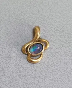 q104 ヴィンテージ　トリプレット　オパール　ネックレス　トップ　ゴールド