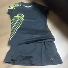LI-NING バドミントン ウェア 上下セットMサイズのサムネイル