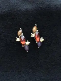 ◎ 3月中 4点おまとめで¥1000 カラフルストーンのピアス　赤