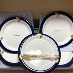 Item thumbnail for item 7f75d3ca-bdfc-438a-a694-1aaf1f76beca