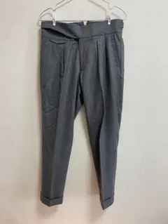 グレー プリーツ付き スラックスのサムネイル