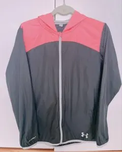 Under Armour フード付きジャケット