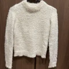 ビジュー付きフェザーニット