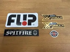 フリップ スピットファイア ボーンズ インディペンデント ステッカーのサムネイル