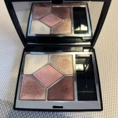 Dior サンククチュール　アイシャドウパレット 743