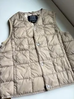 未使用 TAION ベージュ ダウンベスト 130