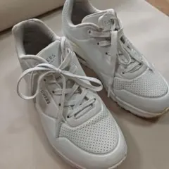 SKECHERS UNO-STAND ON AIRスゲッチャース25cm 白のサムネイル