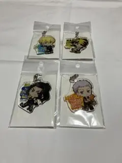 東京リベンジャーズ　アクリルキーホルダー　ペンキver.  ４種セット