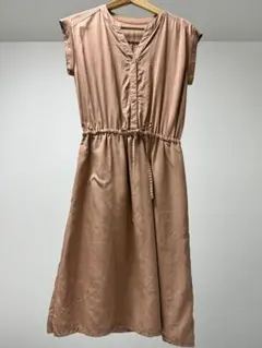 【値下げ】ナチュラルビューティーベーシック ノースリーブワンピース キーネックS