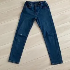 ユニクロ　140 ストレートストレッチパンツ　美品