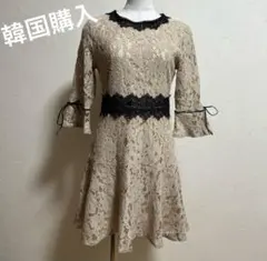 韓国製　総レース　ミニ丈ワンピース