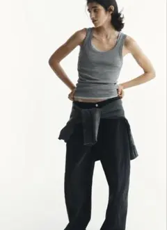 H&M リブタンクトップ　グレーのサムネイル