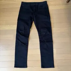 ユニクロ　スリムフィットデニム　ブラック