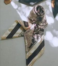 earth　music&ecology　スカーフ新品未使用タグ付き