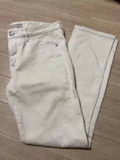 ストレートデニム 白