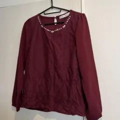 THE EMPORIUM 長袖カットソー ボルドー ビジュー付き