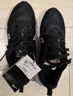 Nike ランニングシューズ DD9294-001 ブラック