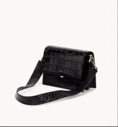 【最終値下げ！】MINI FLAP ミニショルダーバッグ-ブラック クロコ型押し
