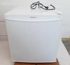 simplus 小型冷蔵庫 SP-47L1-WH 45L ホワイト 22年製のサムネイル