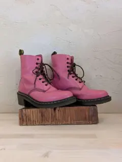 Dr.Martens ピンクブーツ　8ホール　27cm 42EU