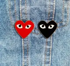 2つセット プレイ PLAY ハートアイ ピンズ ピンバッジ（送料無料）匿名配送