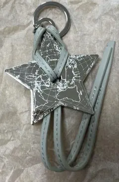 DIOR　キーホルダーチャーム　ノベルティ