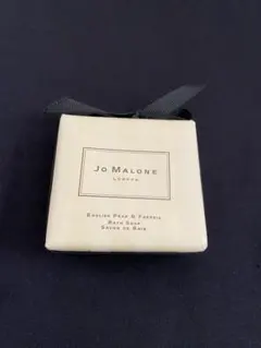 Jo Malone English Pear & Freesia バスソープ