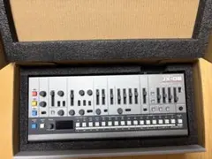 【美品】Roland JX-08のサムネイル