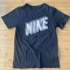 NIKE ナイキ　キッズ　140 Tシャツ