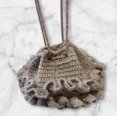 フリル付きグレー編み物巾着袋