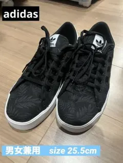 adidas スニーカー　新品未使用