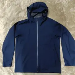 ユニクロ　ブロックテックパーカー　Мサイズ　ネイビー　防寒防風