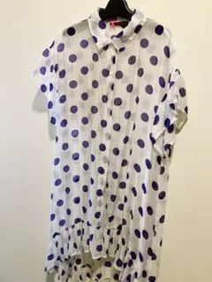 シ*」様 e9 PRADA リップ柄 シルク 半袖ワンピース 38 - メルカリ