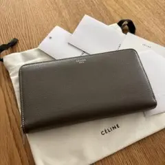 CELINE 長財布 バイカラーのサムネイル