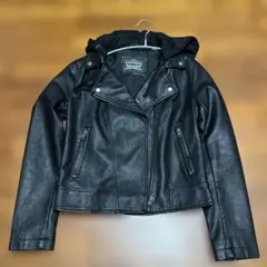 Item thumbnail for item ab916475-3113-4c57-a4ff-fb7c2f5198ed