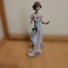 LLADRO リヤドロ 5646 少女 置物 フィギュリン - メルカリ