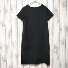 UNIQLO ユニクロ (M)　ポンチ ストレート ドレス 半袖　ブラック