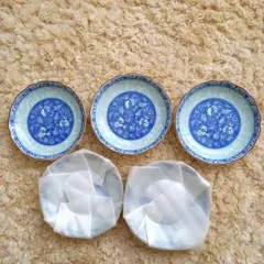 青い花柄の陶器製皿 5枚セット
