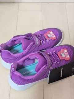 新品SKECHERS パープル スニーカー