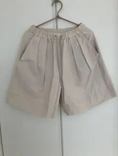 otii ワイドシルエット キュロットパンツ ベージュ/タックショートパンツのサムネイル