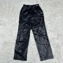 Munsingwear フェイクレザー　GOLF ゴルフ　スラックスパンツ　黒
