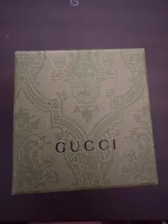 GUCCI ハート型ペンダントネックレス