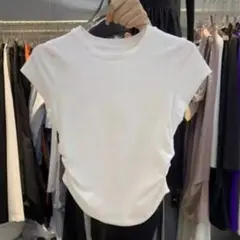 ホワイト 半袖 Tシャツ タイトフィット