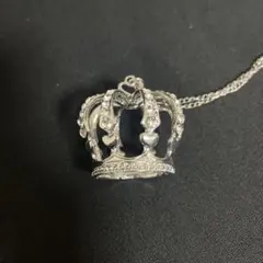 クラウン型ペンダント ネックレス