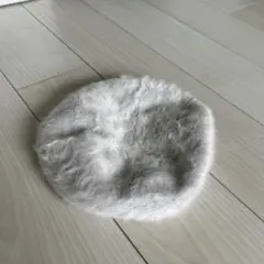ベレー帽　ライトグレー　ファー