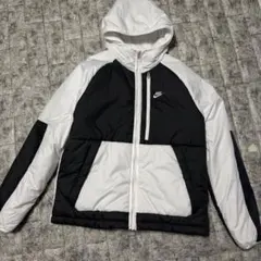 極美品　NIKE ナイキ　フーディー中綿ジャケット