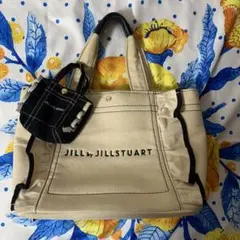 ジルバイジルスチュアート　ジルスチュアート　フリルトートバッグ　白